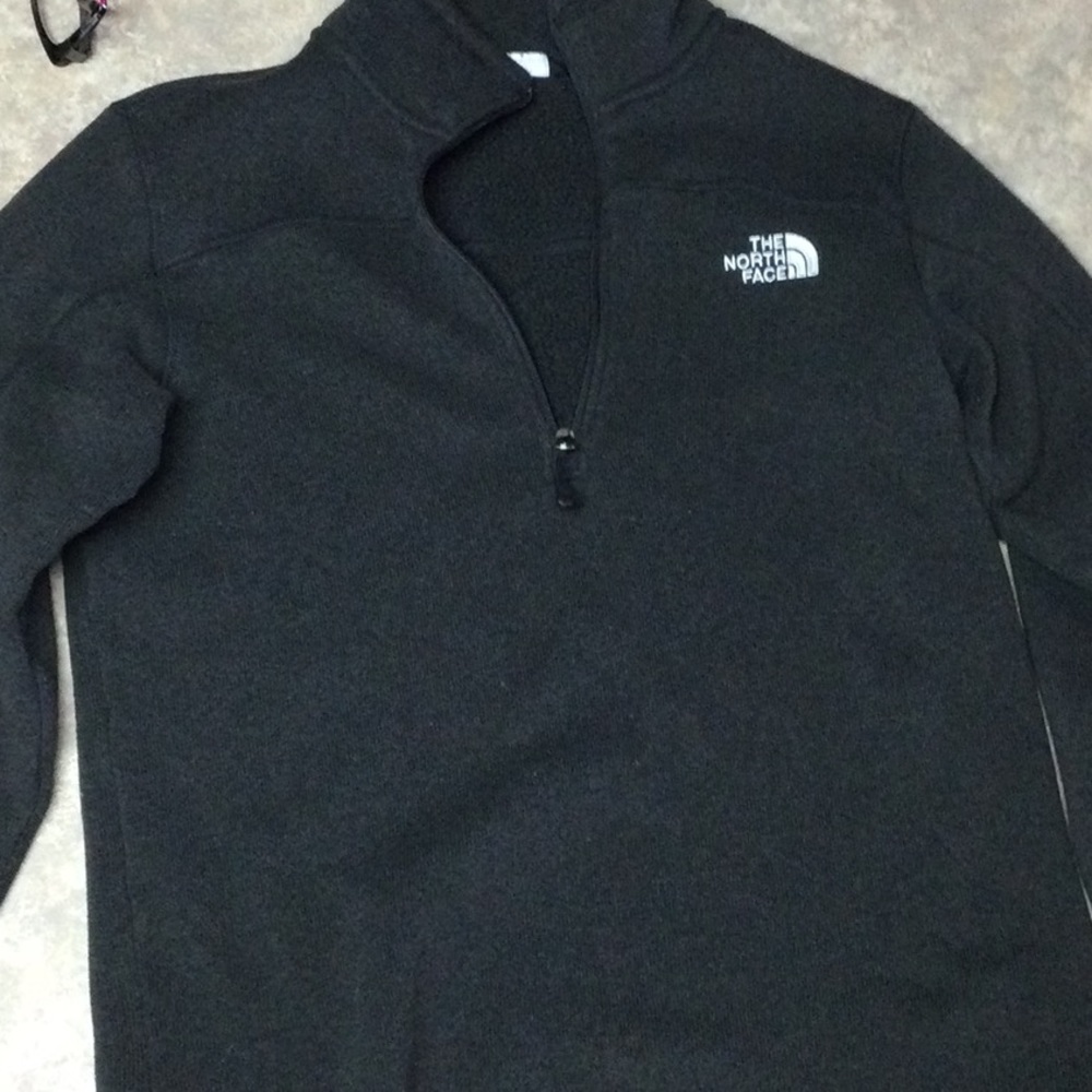 The North Face 1/4 zip Sherpa